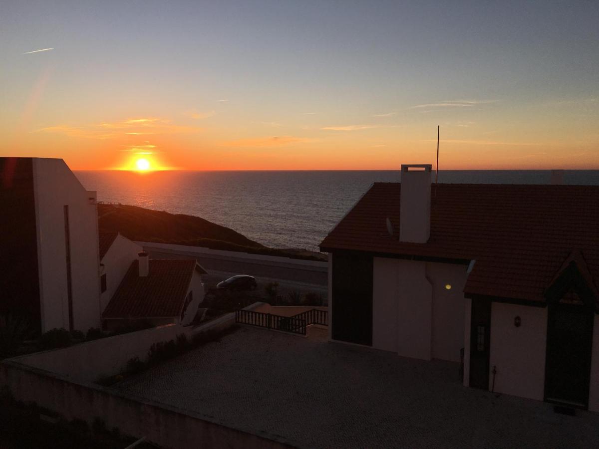 Starfish Beach House São Pedro de Muel Esterno foto