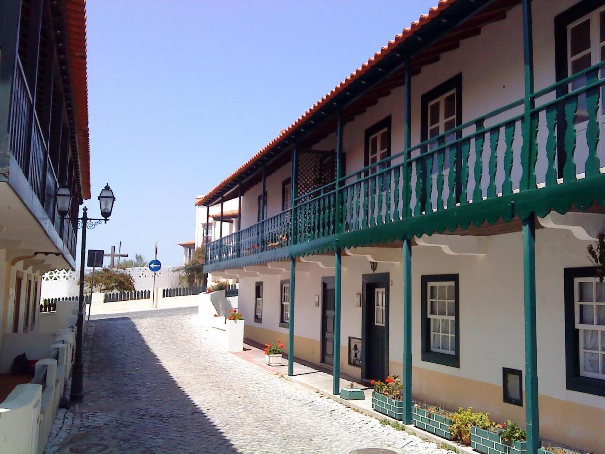 Starfish Beach House São Pedro de Muel Esterno foto